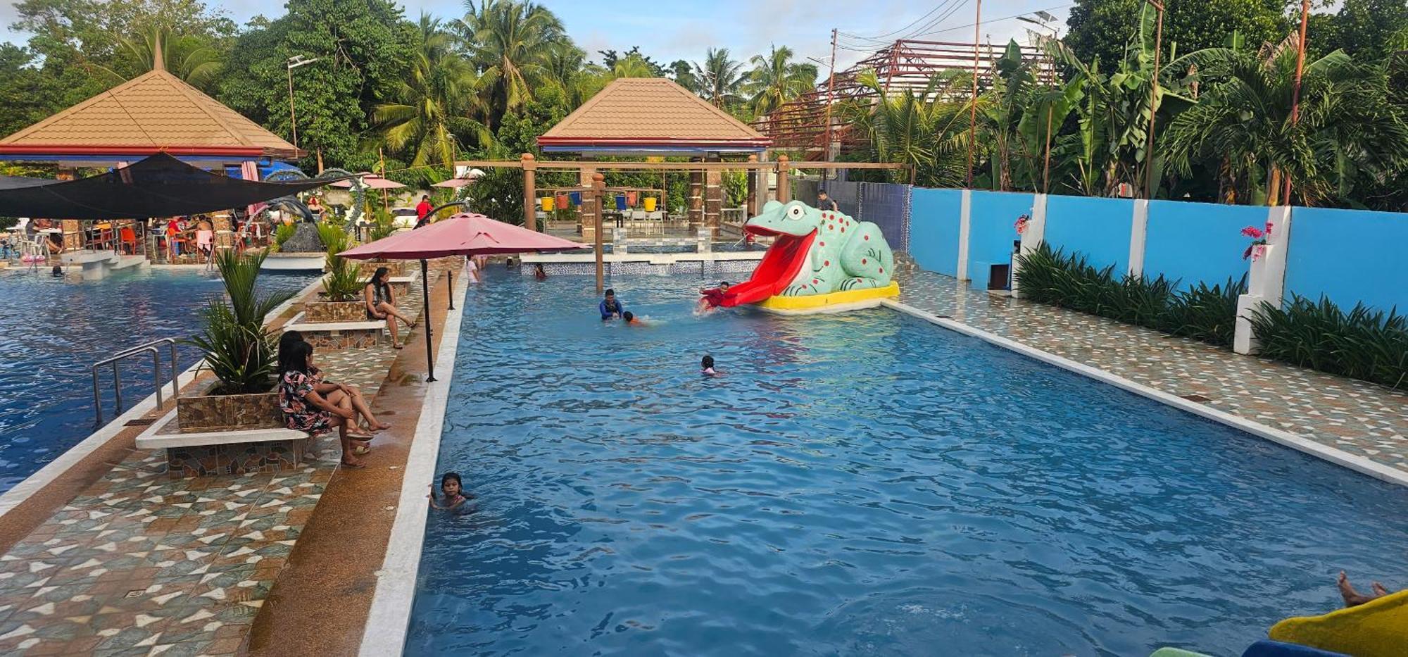 Pmg Islandscape Resort 锡基霍尔 外观 照片